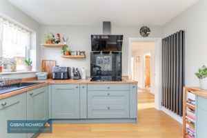 Kitchen/Diner- click for photo gallery